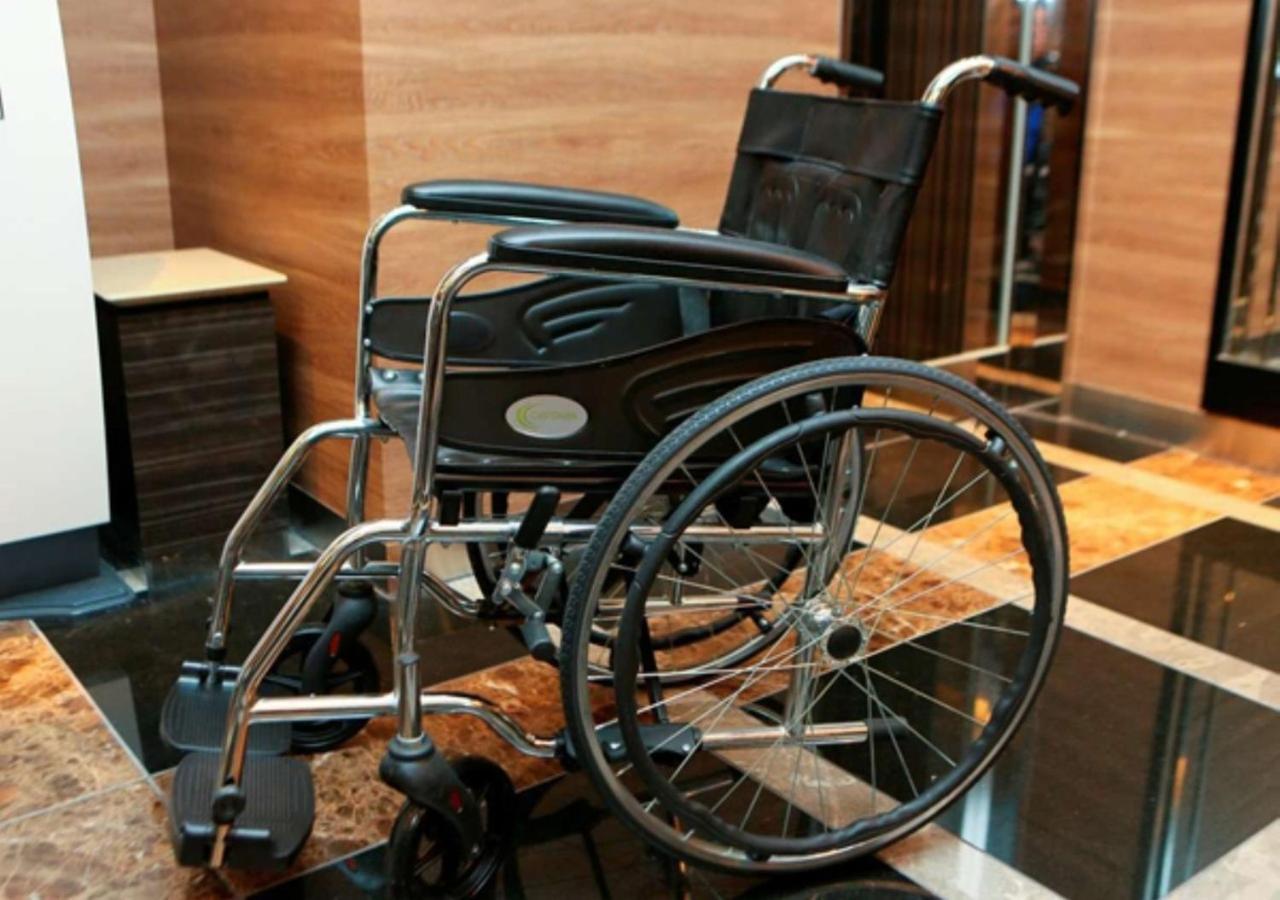 Apa Hotel Midosuji Hommachi Ekimae Osaka Buitenkant foto